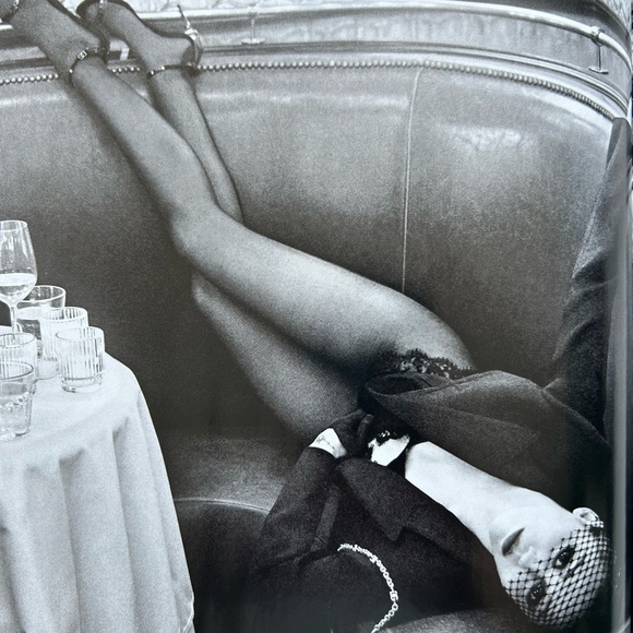 Dare to be bold - Picture 3 of 9